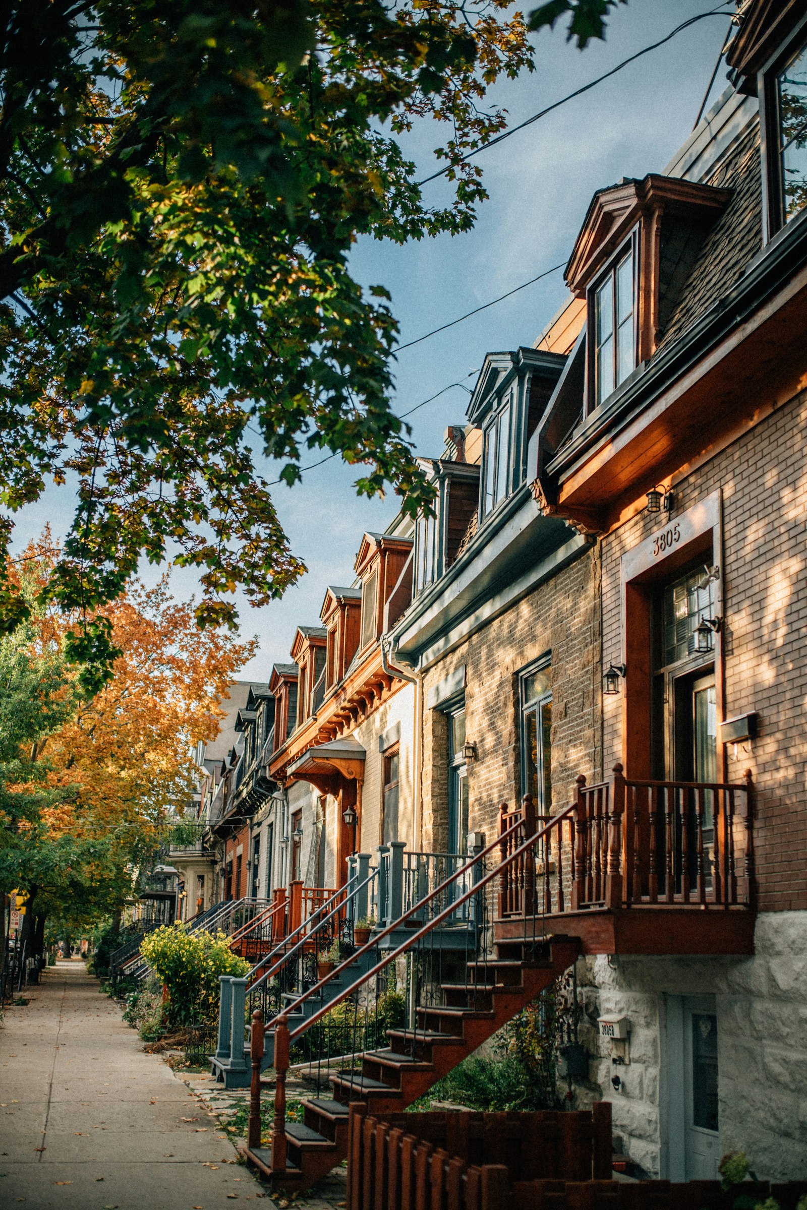 Bridgeway homes in a safe Dallas neighborhood